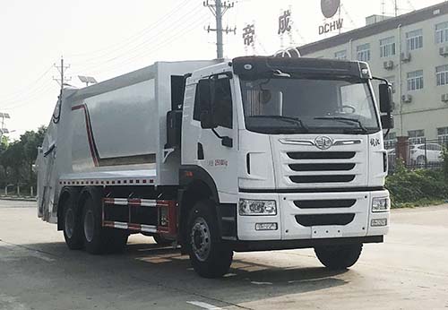 解放壓縮式垃圾車(chē)